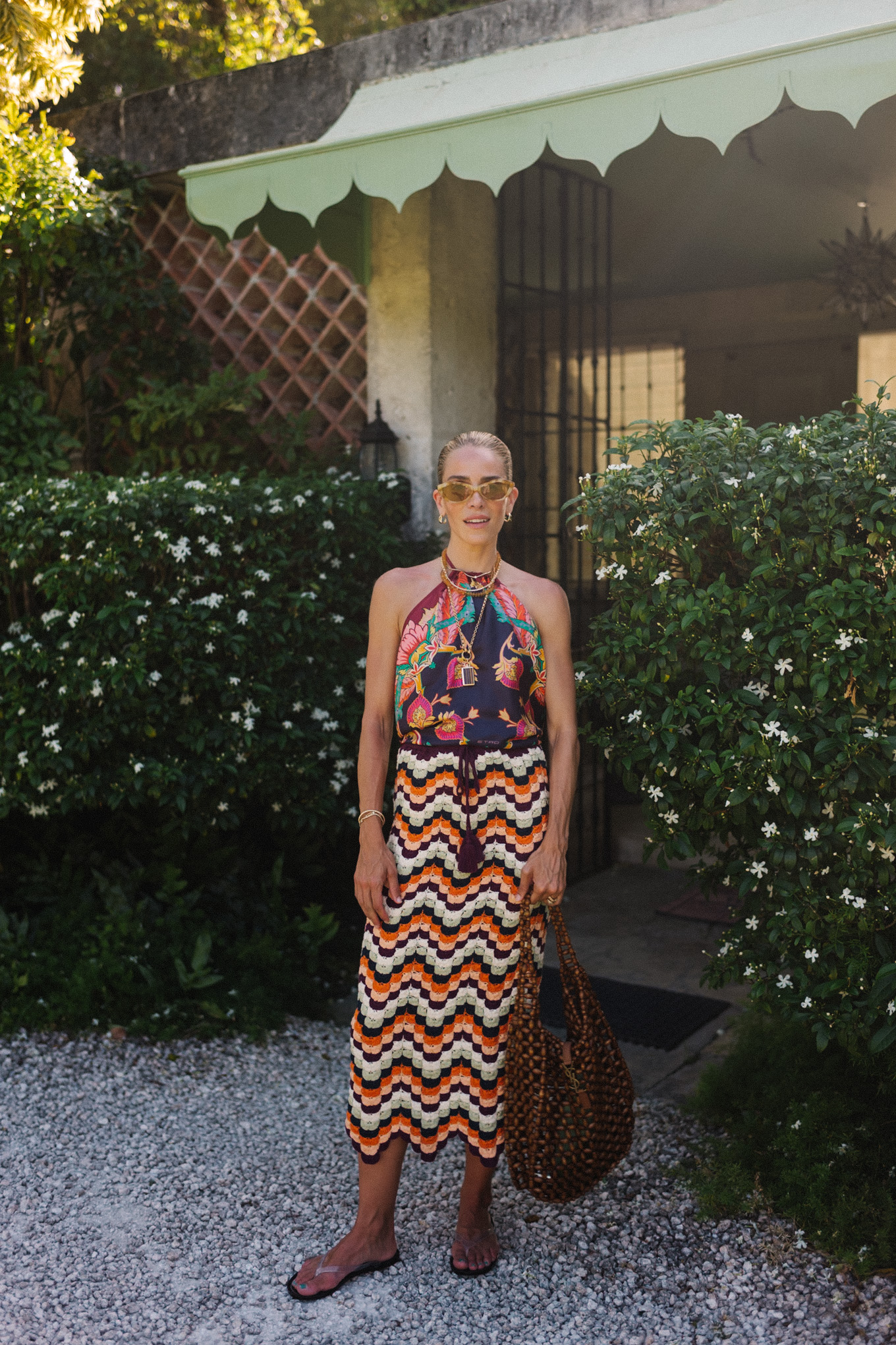 Jupe au crochet arc-en-ciel du porte-ciel coloré en soie