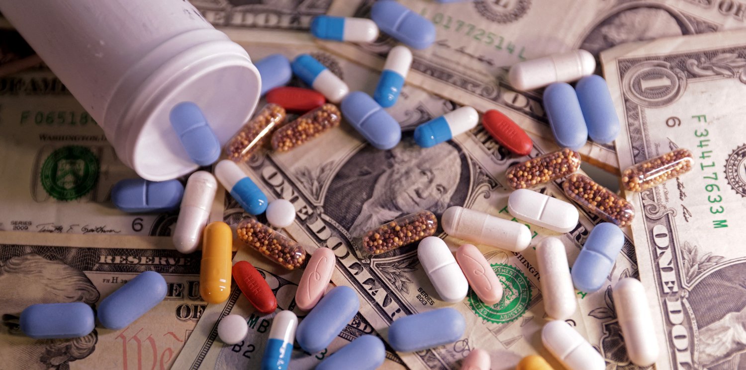 Le grand pharmoise vs complément de l'industrie