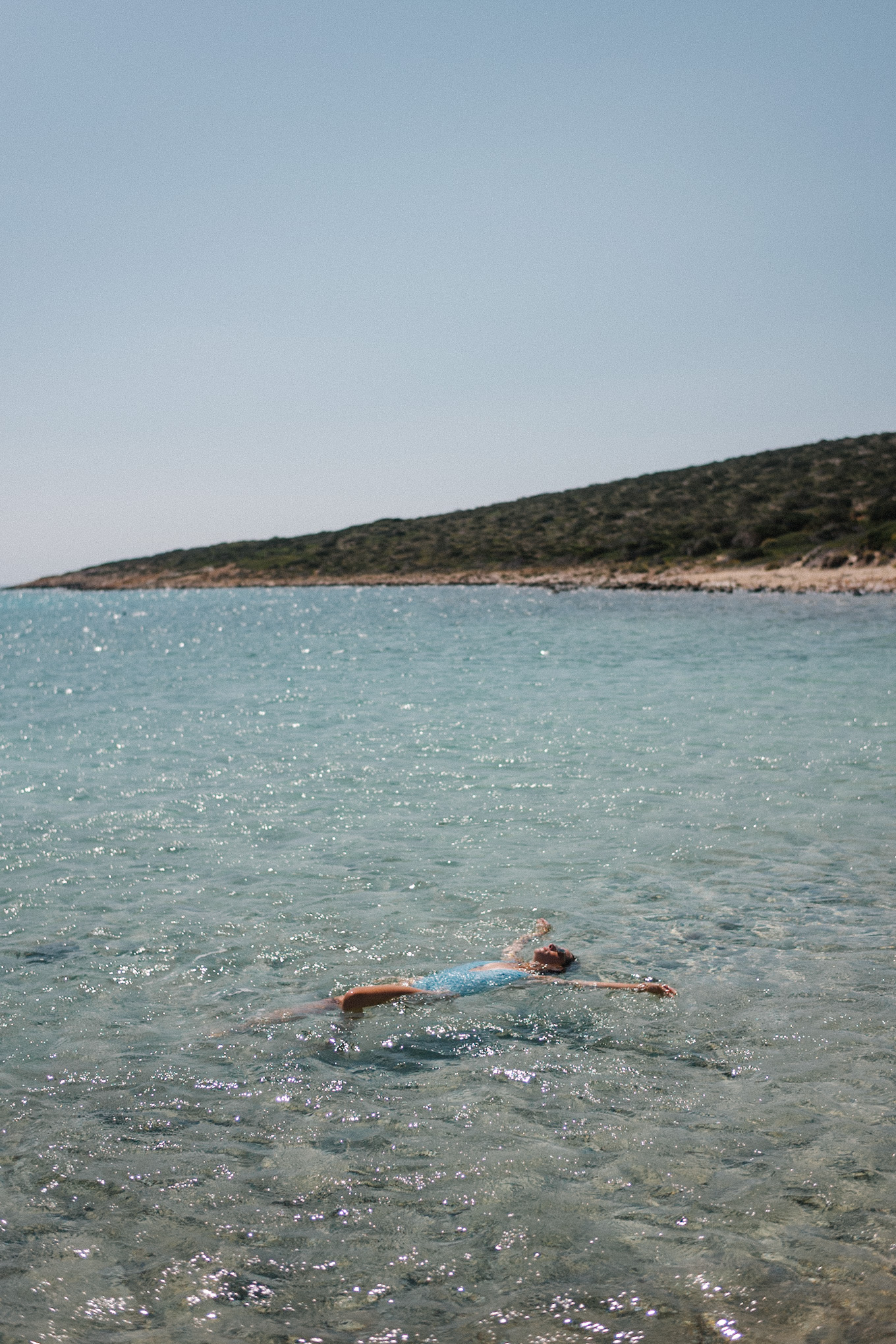 Bleu un morceau de pantalon de soie en coquille flottante Collier de côte Oxford Blue