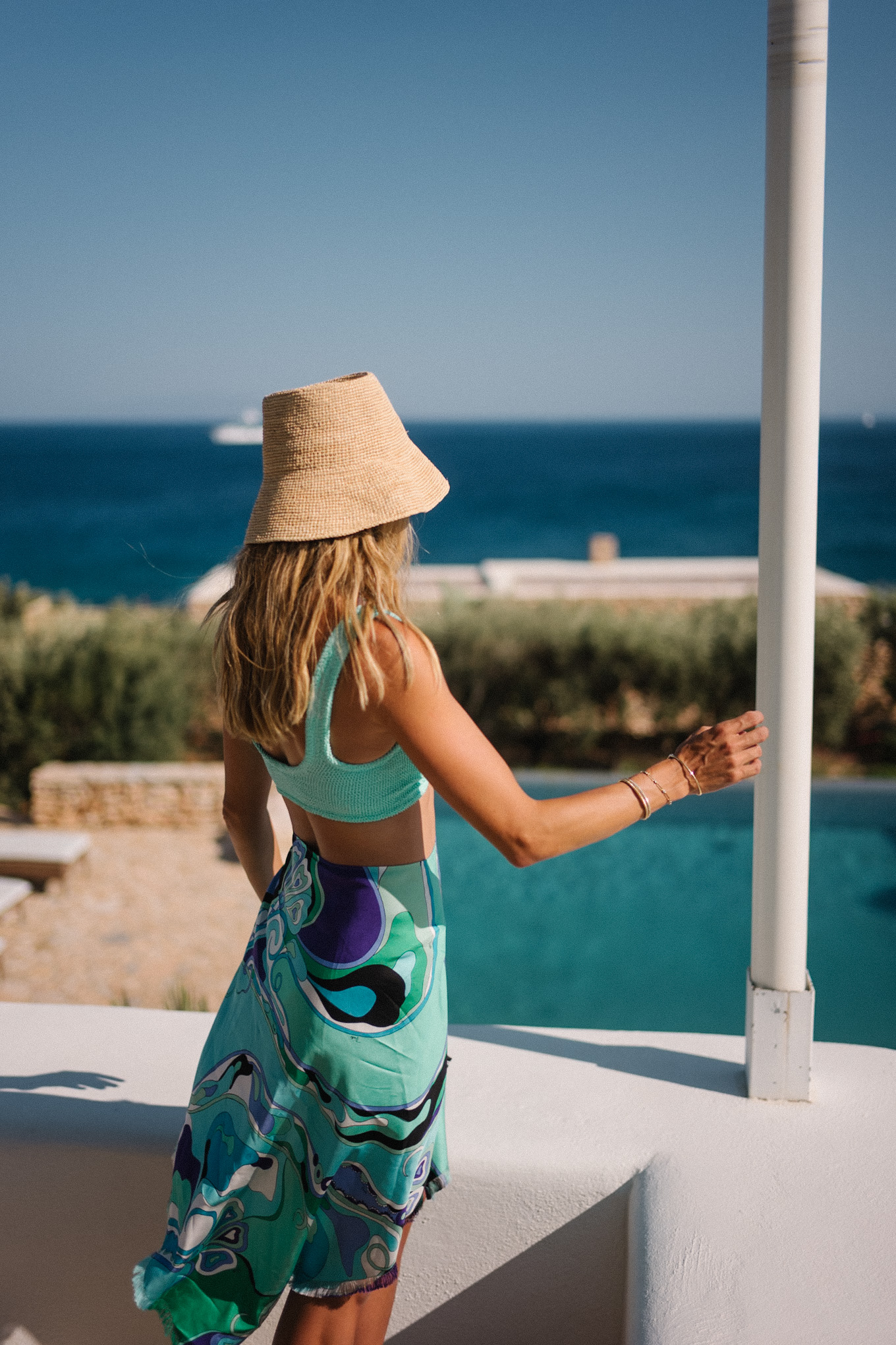 Chapeau de paille de roche à motifs de soie bikini turquoise