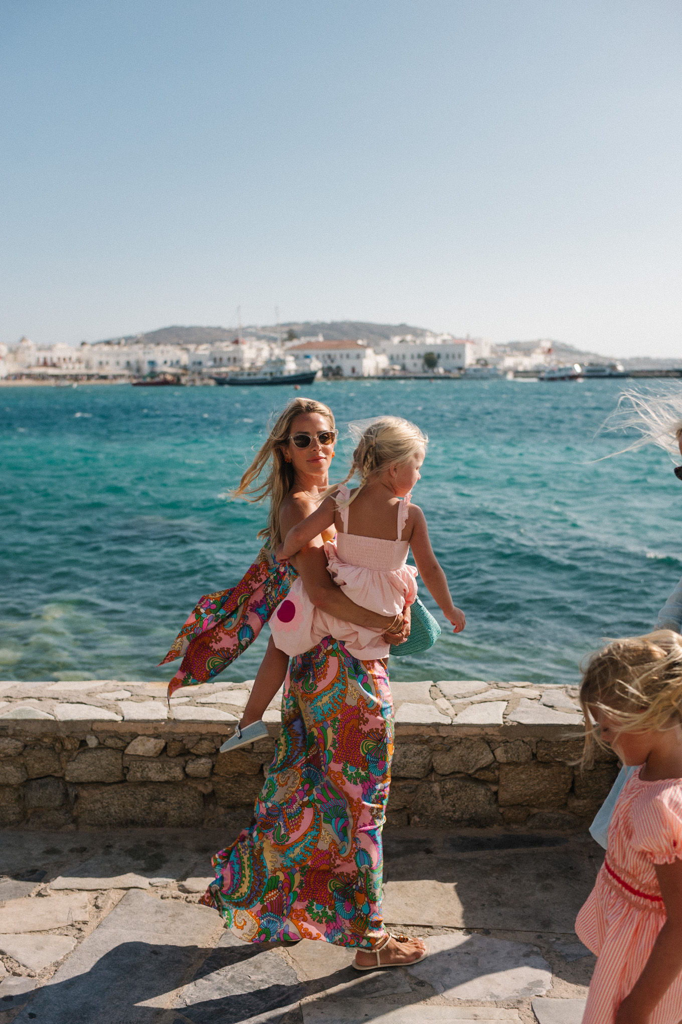 Robe en soie arc-en-ciel Turquoise Sandales de sangle de sac à main