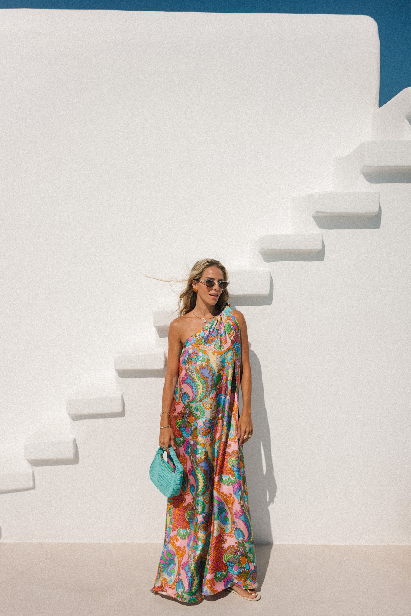 Robe en soie arc-en-ciel Turquoise Sandales de sangle de sac à main