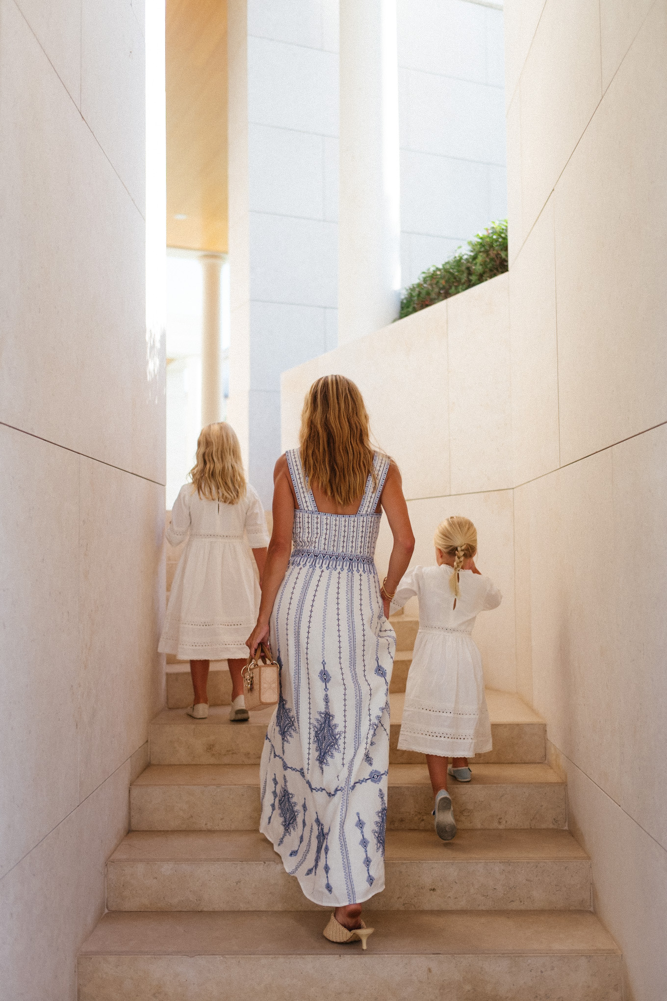 Robe maxi brodée bleu blanc