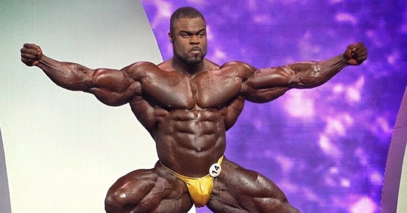 Brandon Curry-I-I-I-IPBB-Pro-Bodybuilder