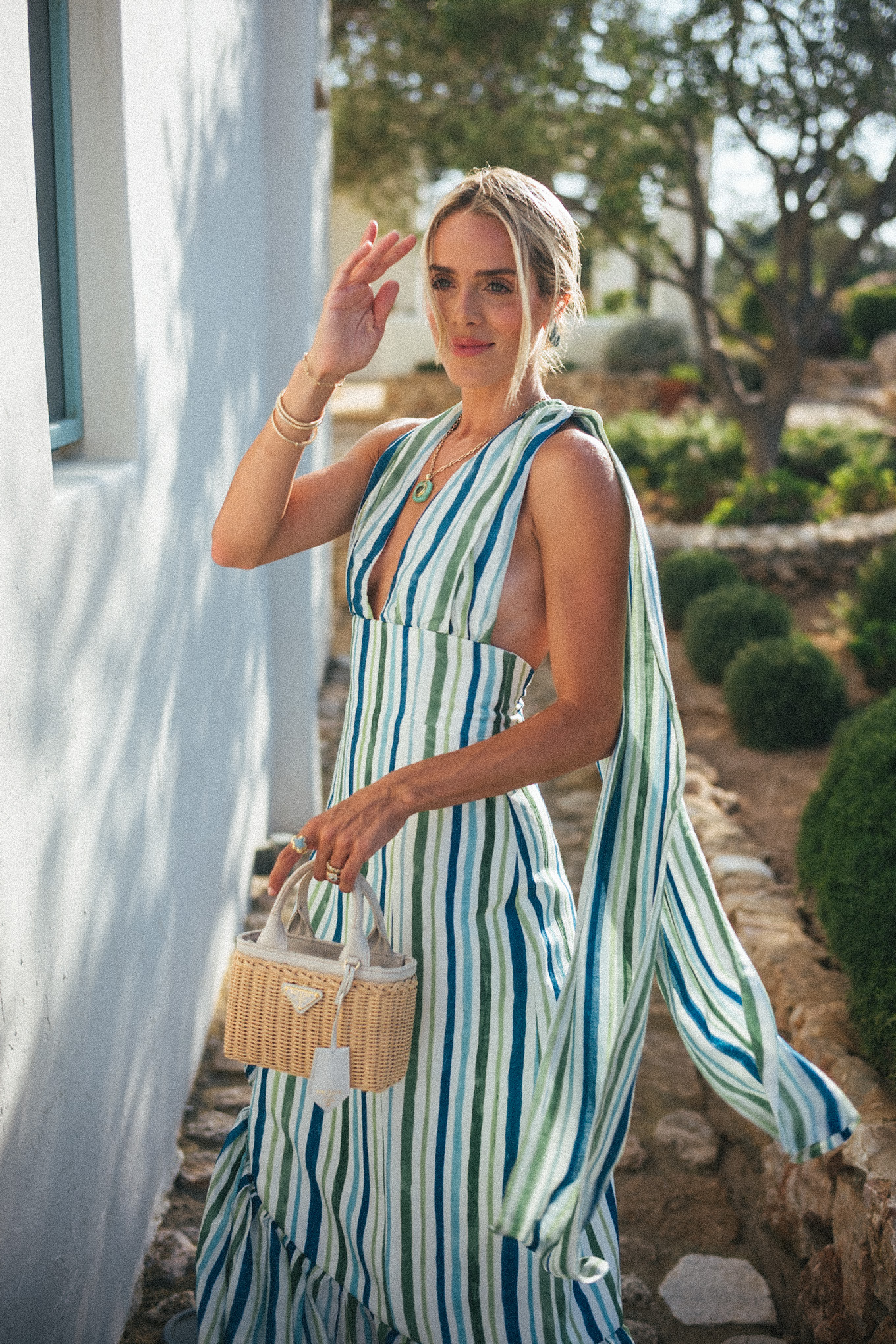 Bleu-Robe en lin rayé blanche blanche