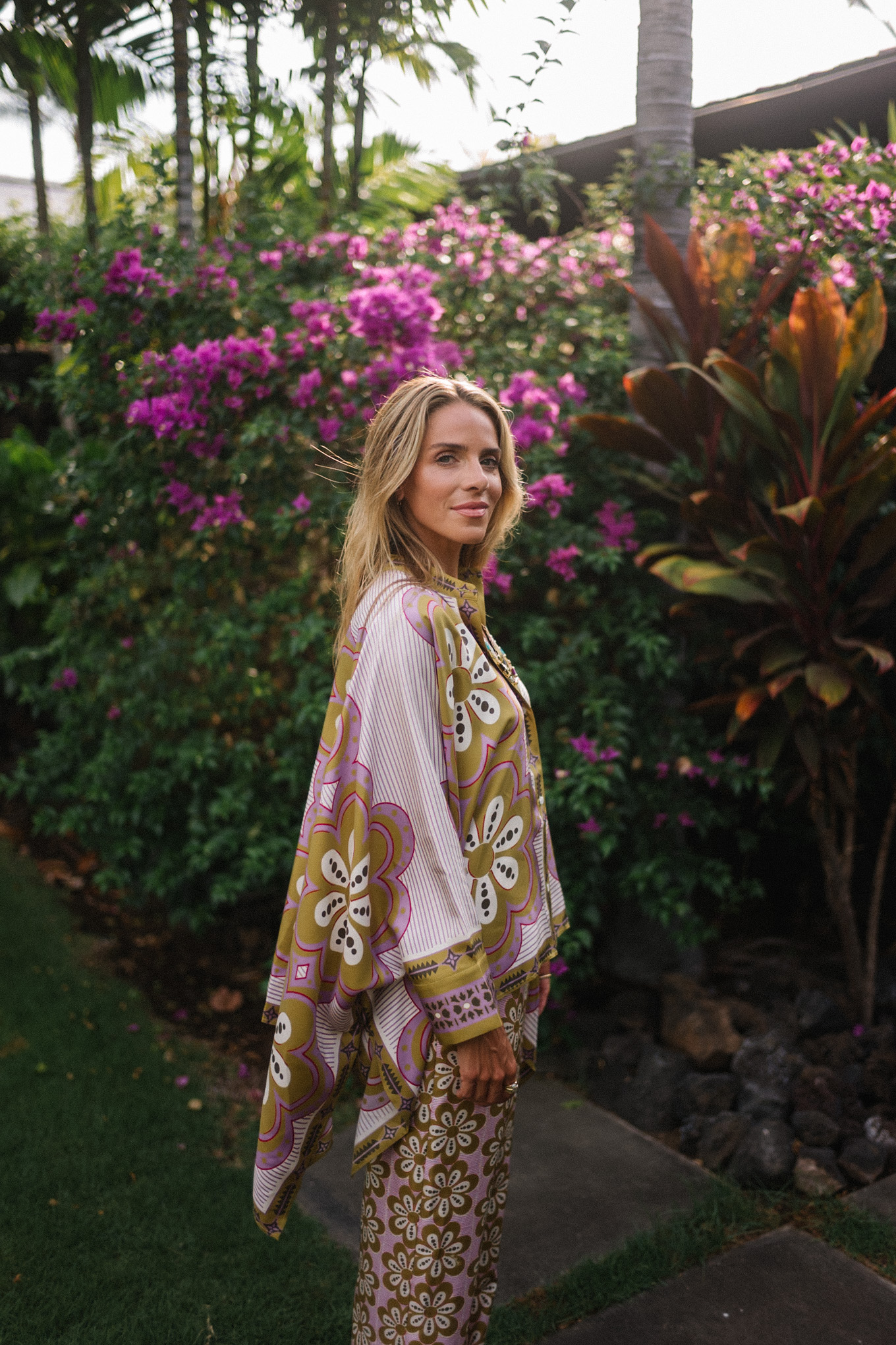 Top et pantalon en soie florale verte rose