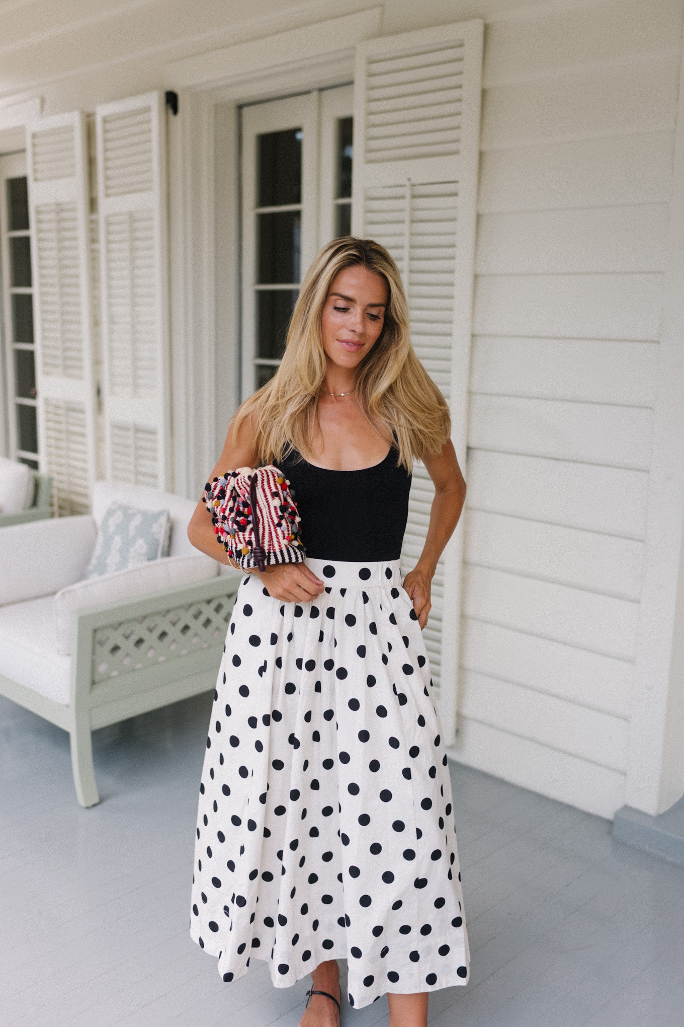 Réservoir noir de tampons en noir et blanc