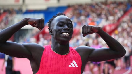 Gicht Gicht auf seinem plötzlichen Aufstieg zum Ruhm: 'Es ist definitiv surreal' - Video