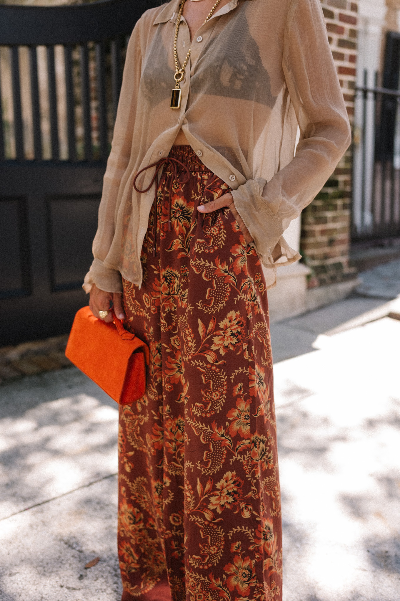 Pantalon en soie à motifs orange