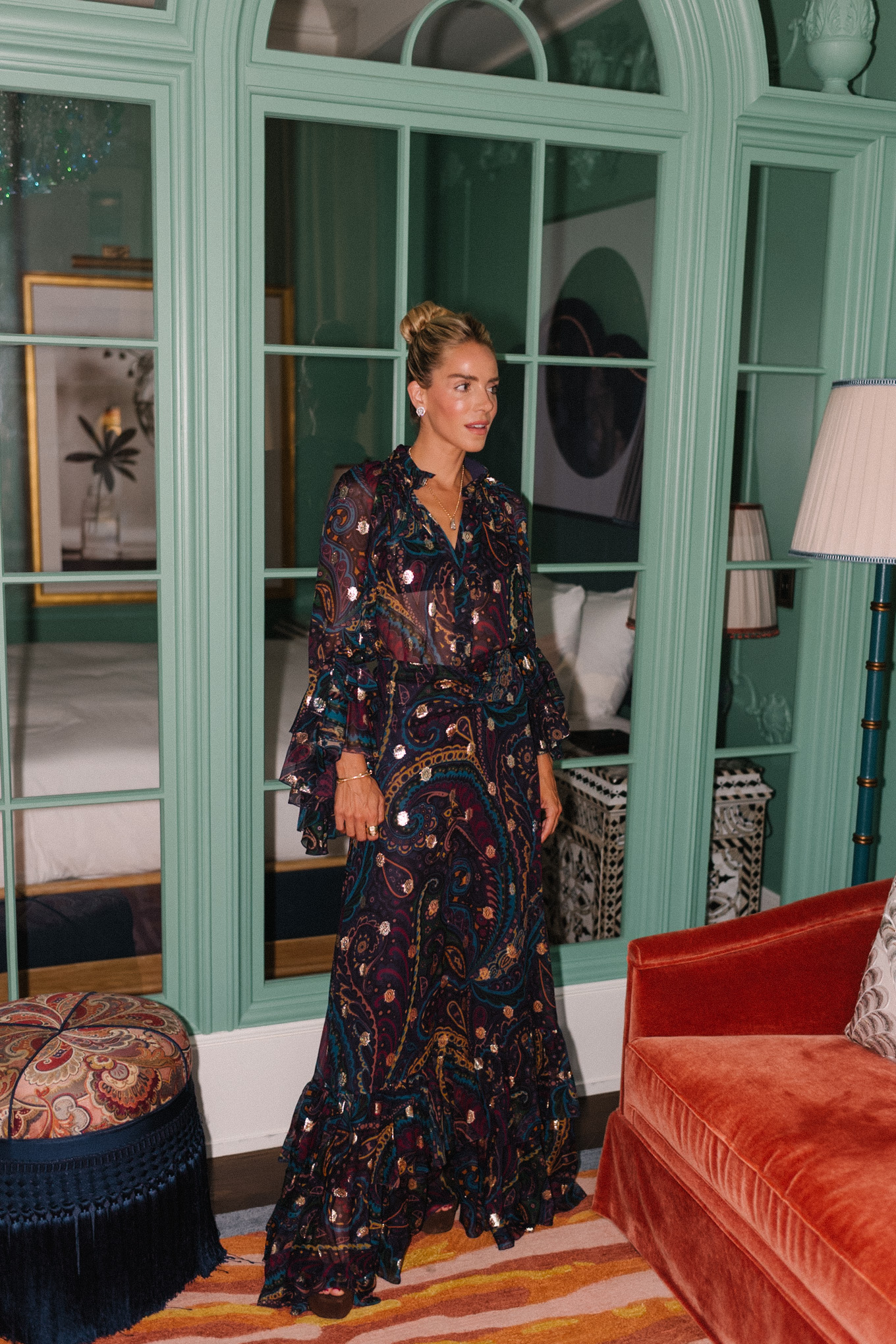 Parisley Sheer Blouse et Rock Set Maroon Suede Plateformes