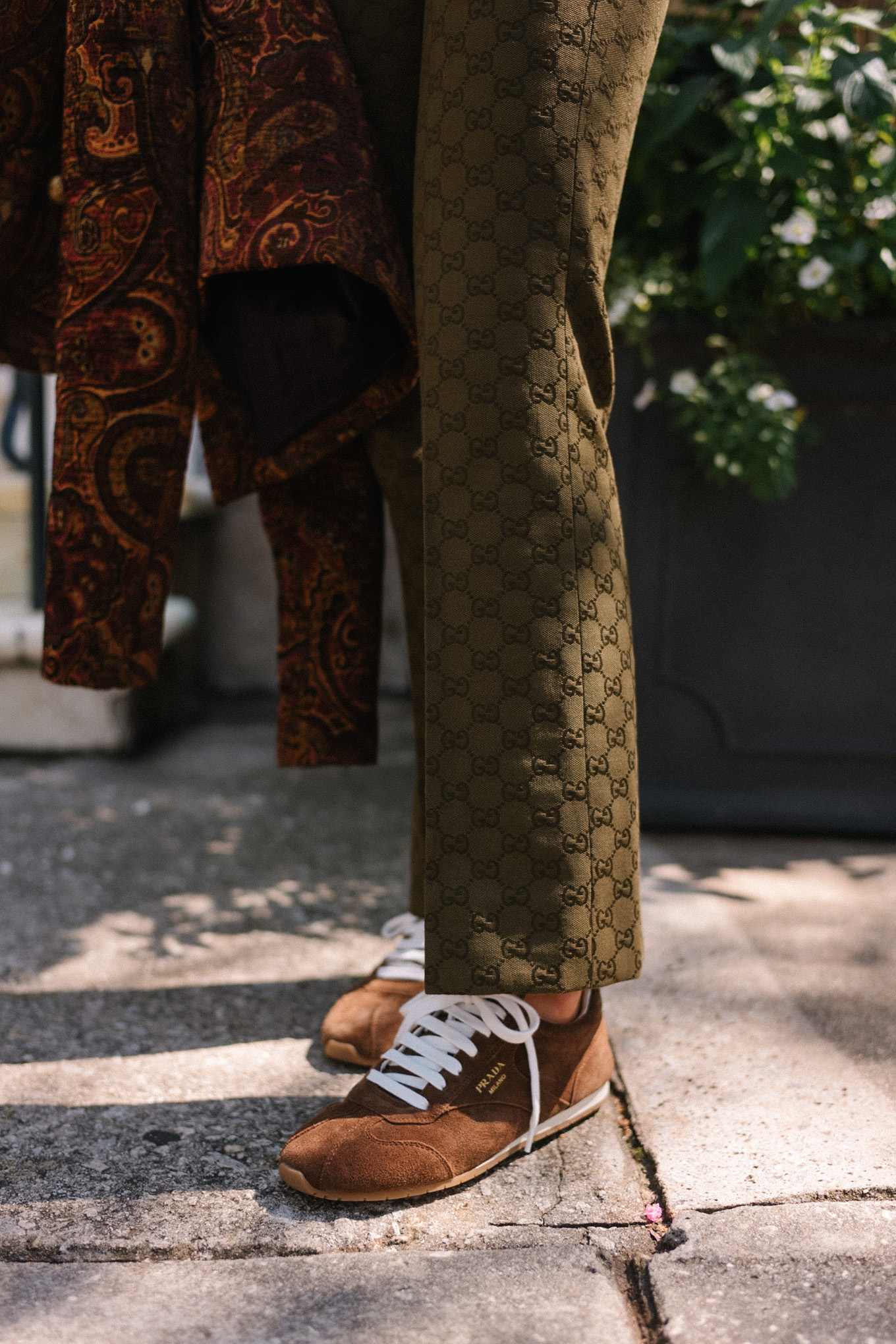 Brown Paisley Jacke Brown Tank Moss Green Pantal