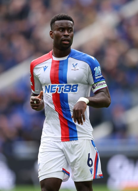 Marc Guehi lors d'un match pour Crystal Palace