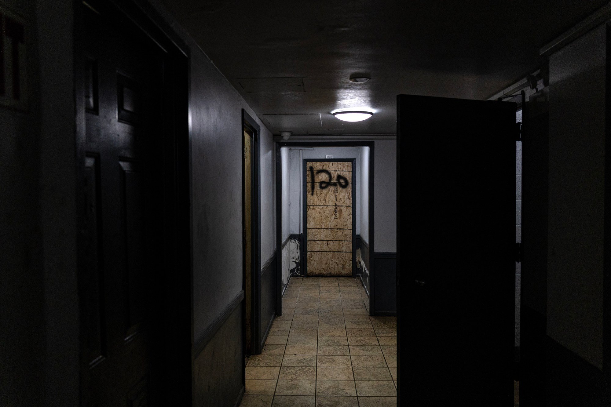 After Midnight Raid on Chicago Apartment Building, No One Was Charged With a Crime — ProPublica