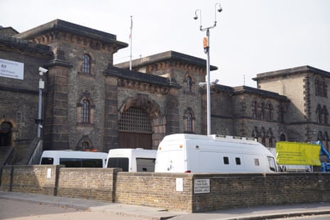 HMP Wandsworth, où les inspecteurs ont exprimé à plusieurs reprises leurs inquiétudes concernant la surpopulation et le manque de sécurité.