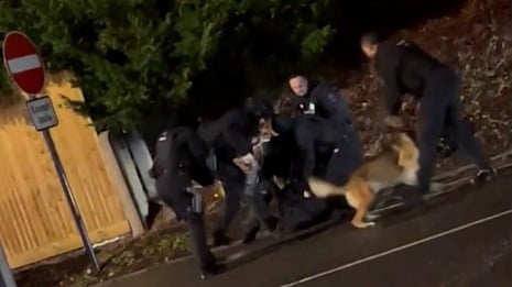 Moment suspect arrêté lors du raid à Huntingdon – vidéo 