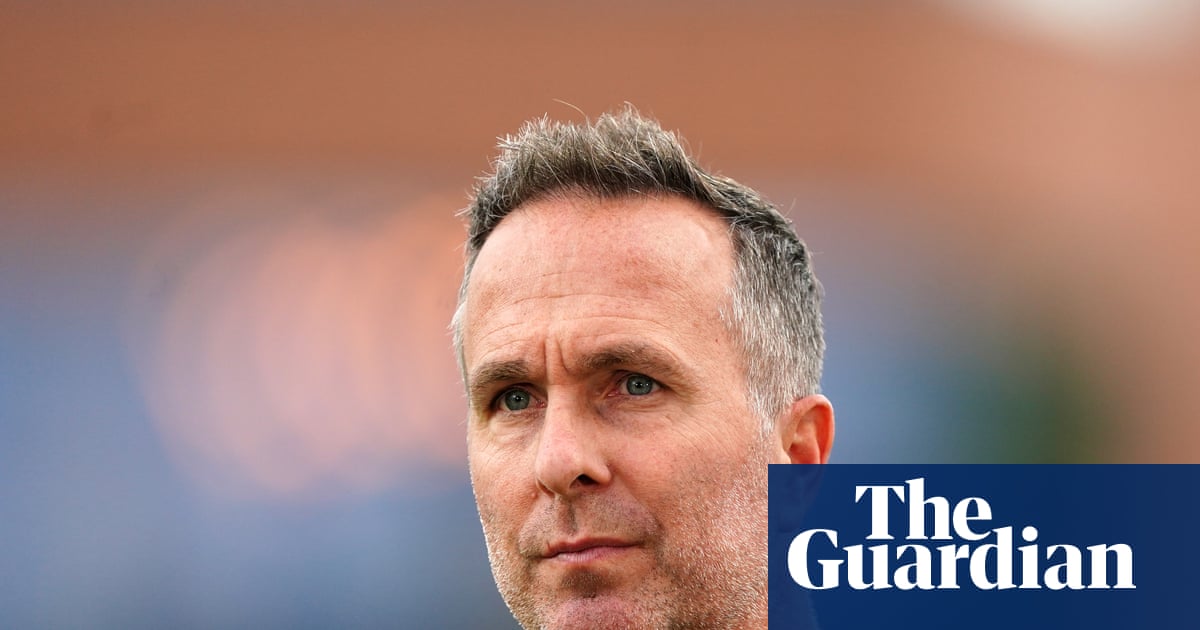 Le commentateur de cricket Michael Vaughan dit qu'il était « terrifiant » d'entendre des coups de feu tirés sur Bondi | Cendres 2025-26