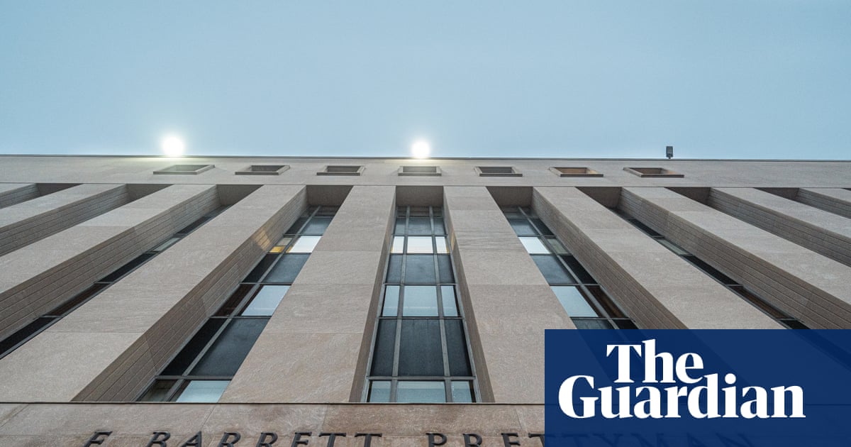 L'ICE émet un ordre d'expulsion contre une Biélorusse extradée par le FBI | FBI