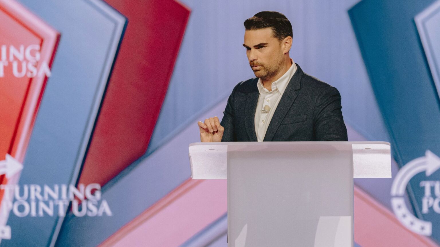 Ben Shapiro contre la manivelle à droite