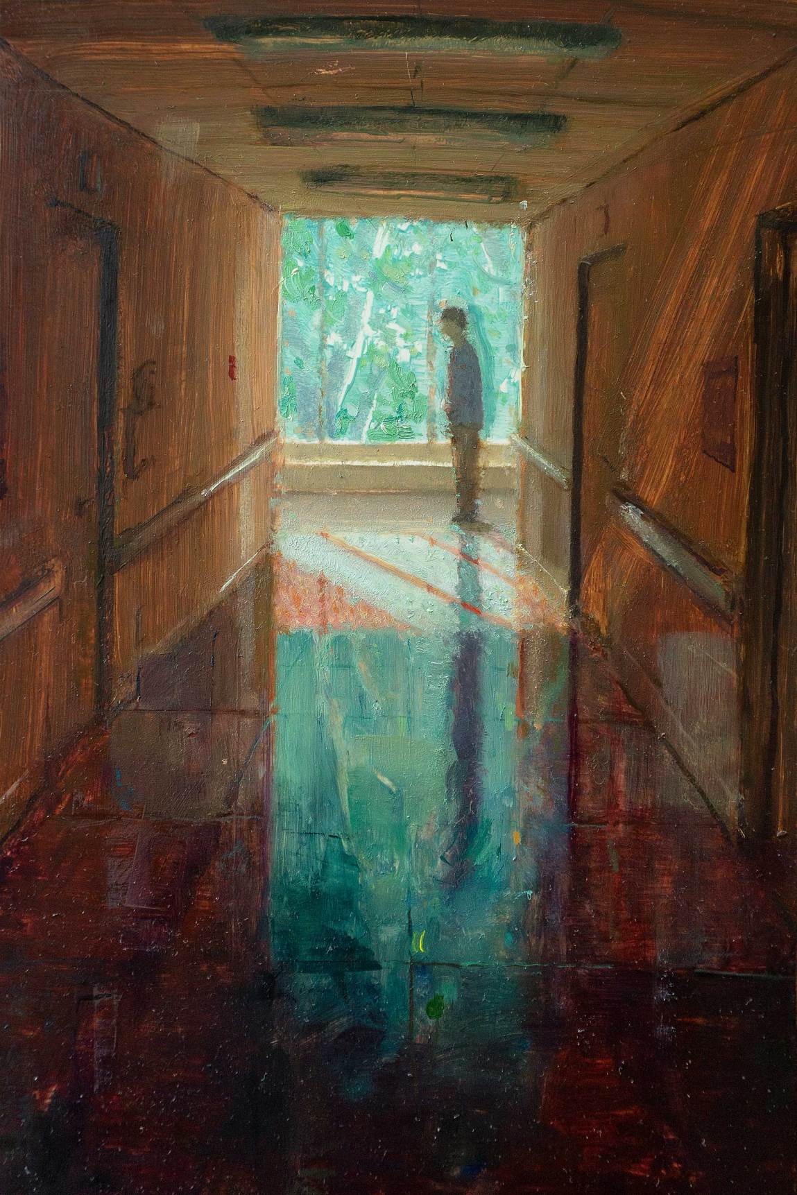 Ein Gemälde eines Mannes, der in stiller Kontemplation am Ende eines Krankenhausflurs steht.