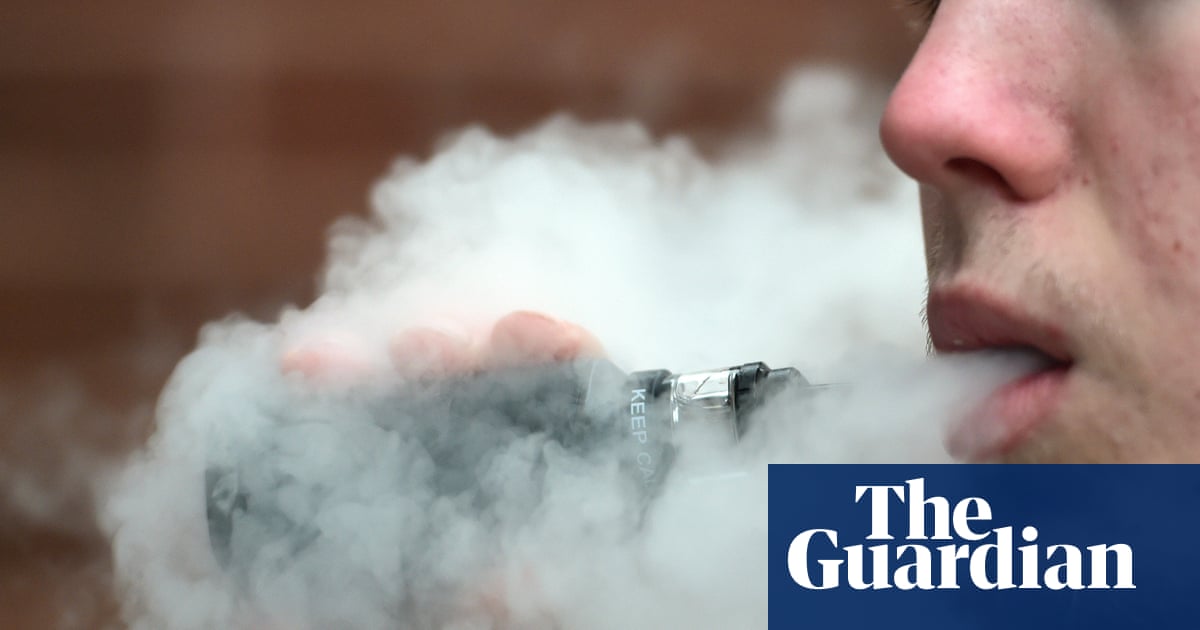 Vapoter est plus sûr que fumer – alors pourquoi les gens ont-ils du mal à arrêter la cigarette électronique ? | Vapoter