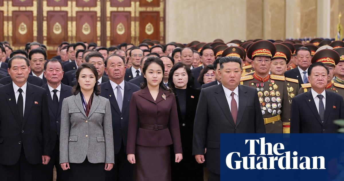 La fille de Kim Jong-un visite le mausolée d'État, alimentant les spéculations selon lesquelles elle sera le prochain dirigeant nord-coréen | Corée du Nord