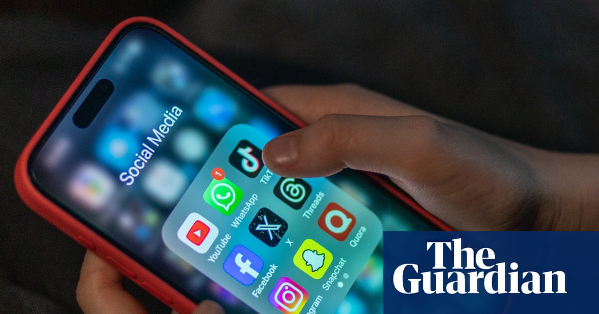 Étude britannique examinant l'impact de la restriction des médias sociaux sur les enfants | Réseaux sociaux