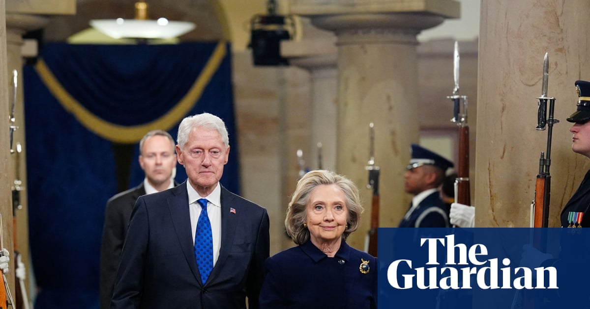 Bill et Hillary Clinton refusent de témoigner dans l'enquête contre House Epstein | la politique américaine