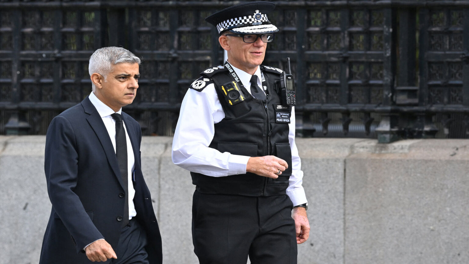Sadiq Khan critique les Londoniens pour leur crime