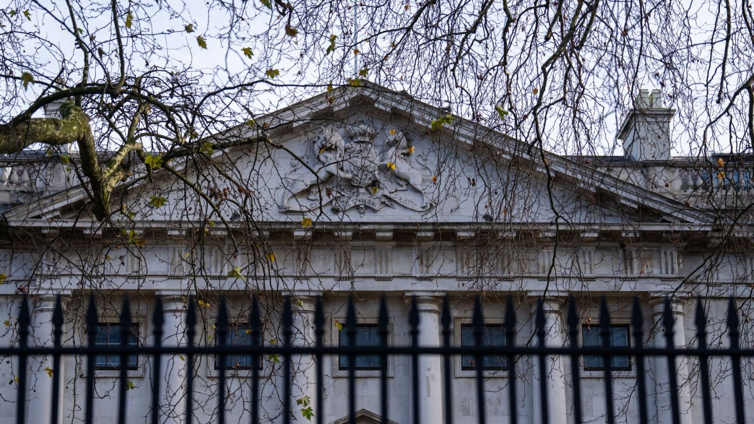 Approuver la « méga-ambassade » de Chine est une folie catastrophique