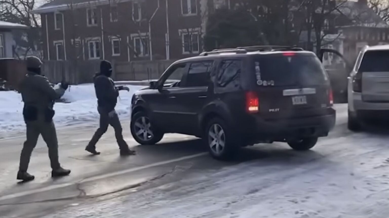 Ce que les deux parties font de mal à propos de la fusillade de l'ICE à Minneapolis