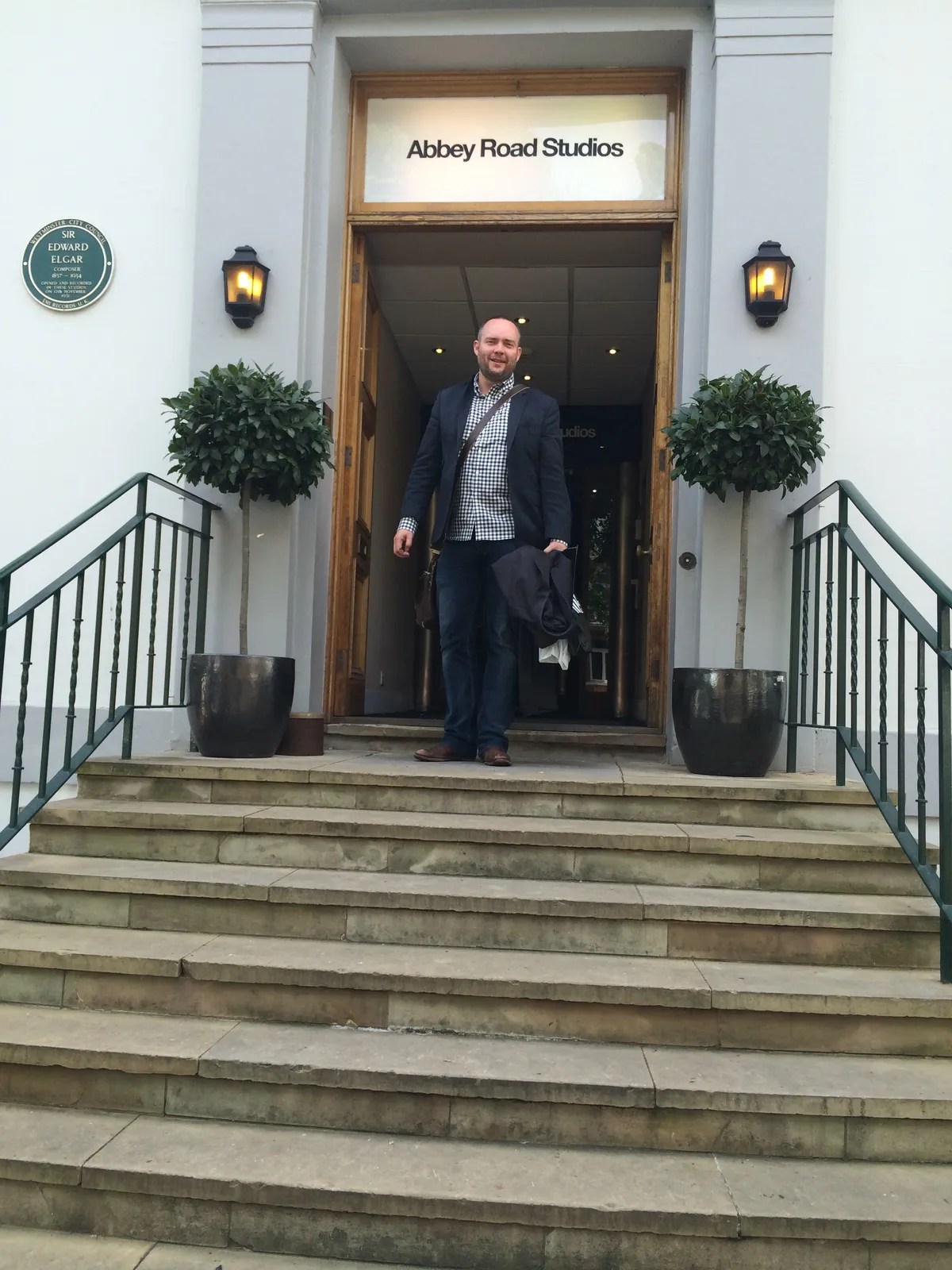 Reciprocity Nexus revient avec son neuvième album Sonic Chocolate – Backseat Mafia