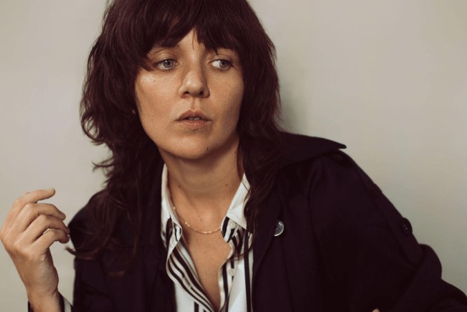 Courtney Barnett annonce un nouvel album Creature of Habit et partage des collaborations avec Waxahatchee et Backseat Mafia