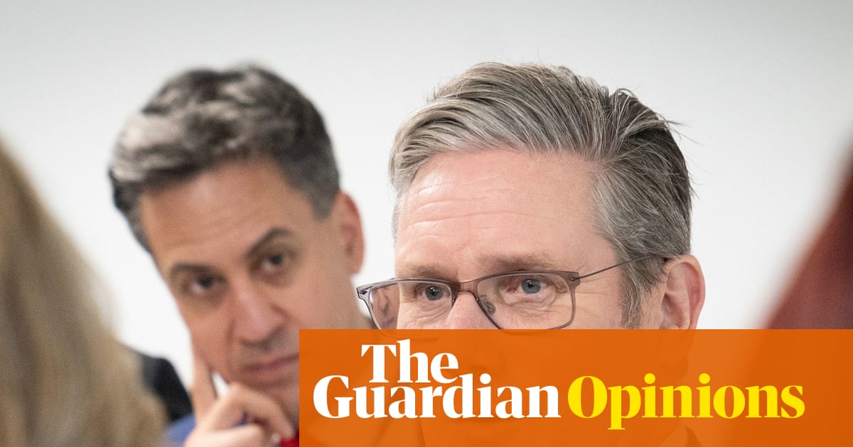 Steady Ed évoque un Keir à sa propre image – avec un faux volant | John Crace