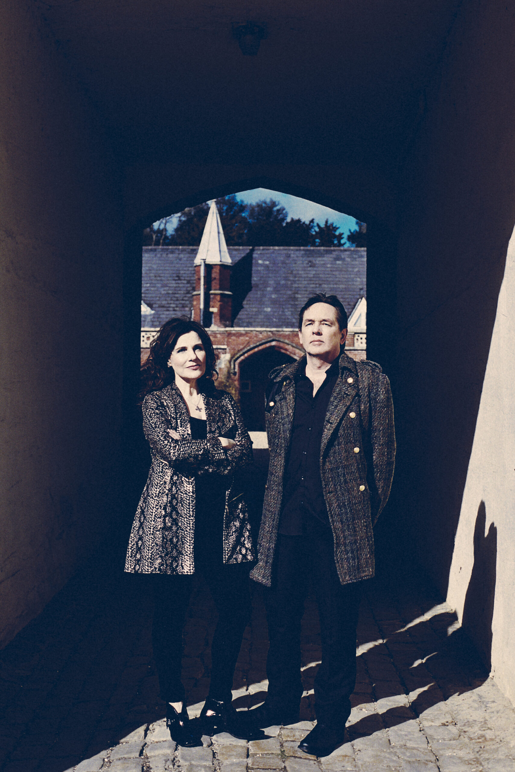 Le duo du Buckinghamshire, Suris, partage son nouvel album 'Pertinax' – Backseat Mafia”