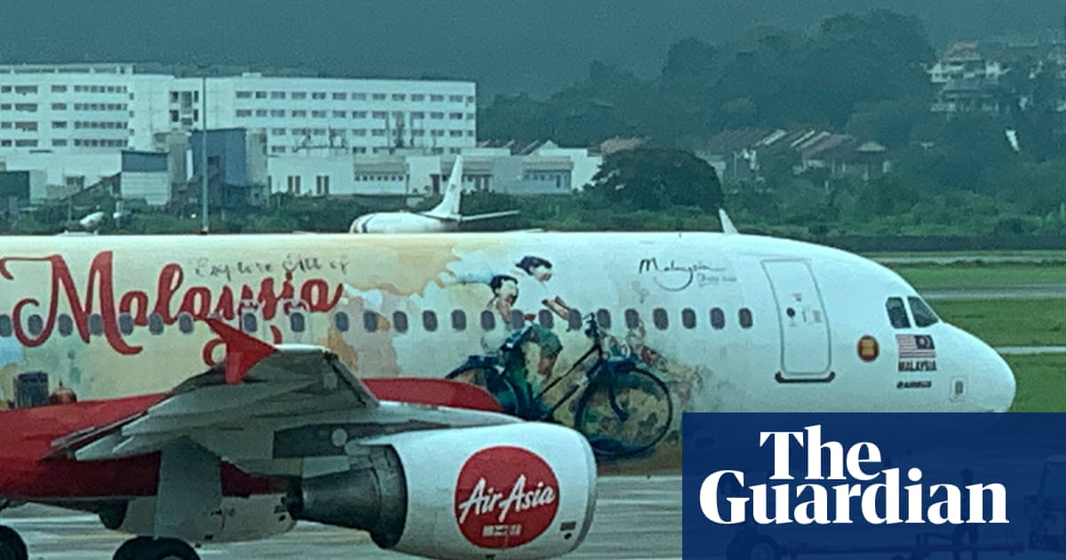Un artiste accuse AirAsia d'avoir utilisé sa fresque dans un avion sans son consentement | Malaisie