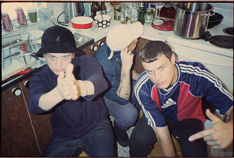 DMA'S annonce un spectacle intimiste à Sydney pour célébrer les 10 ans de Hills End – Backseat Mafia