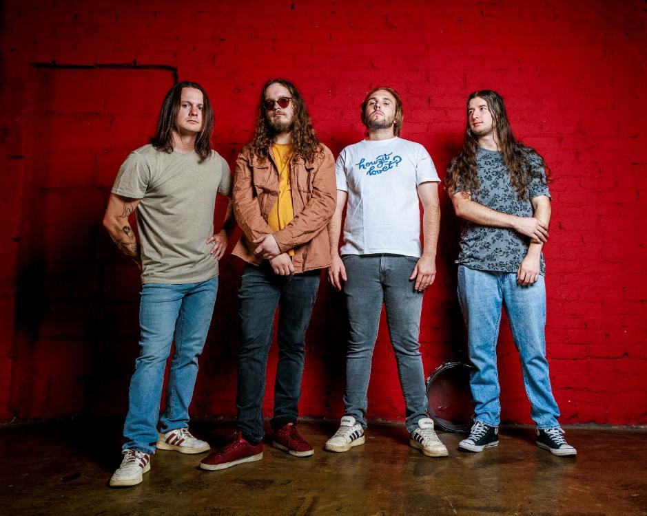 « Vacillate » d'Indie Dog – Rester ou partir ? – Mafia de la banquette arrière