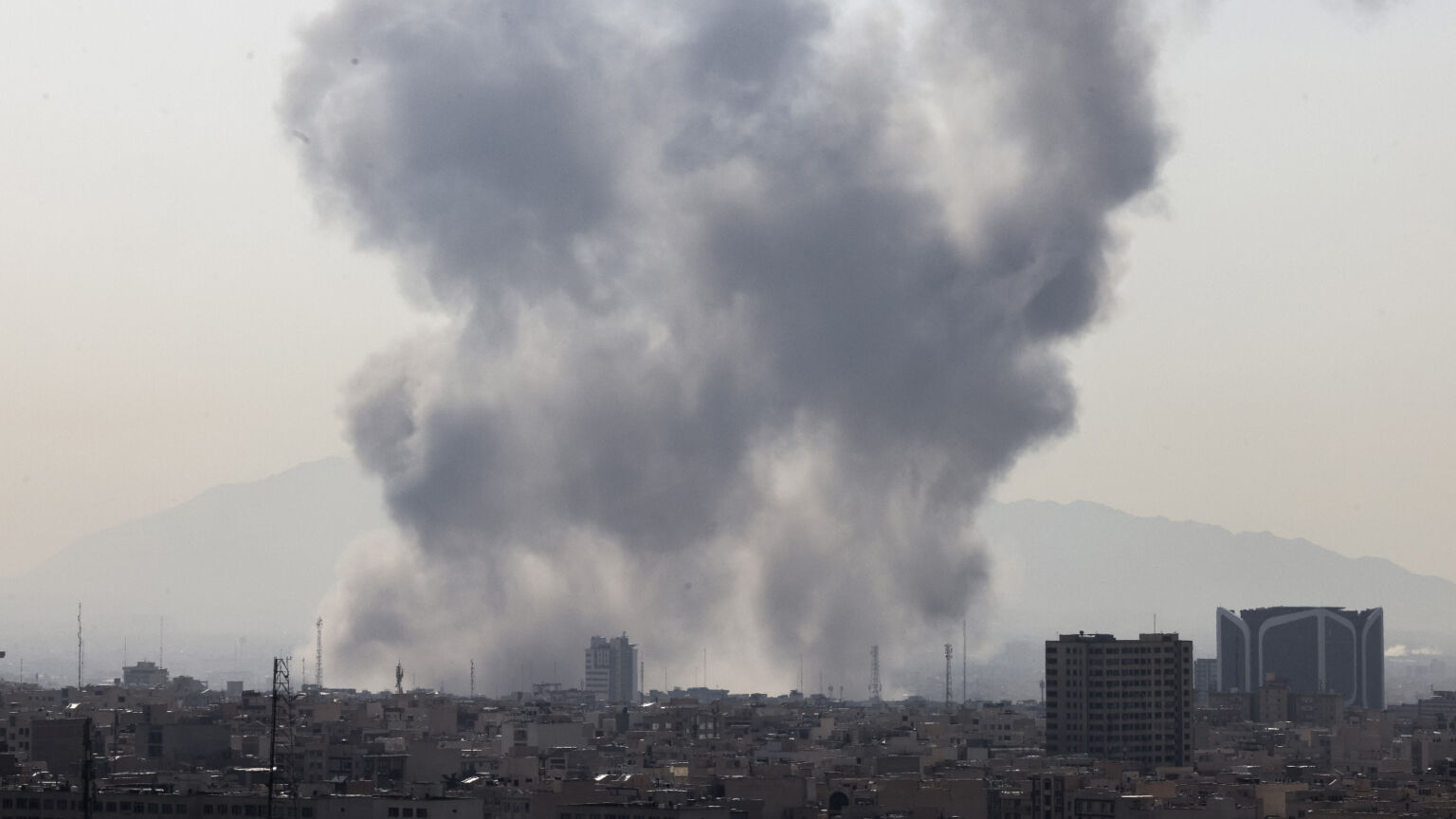 Les attaques contre l’Iran ont amené le Moyen-Orient au bord du gouffre