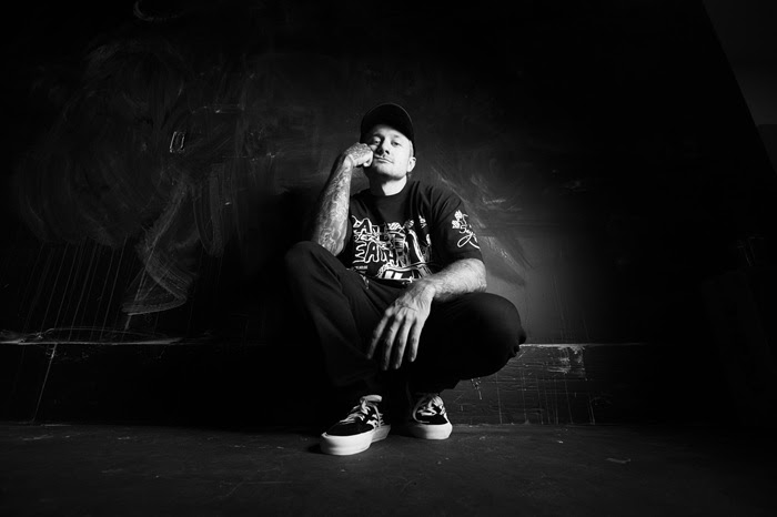 Ryan Oakes annonce sa première tournée australienne tant attendue – Backseat Mafia