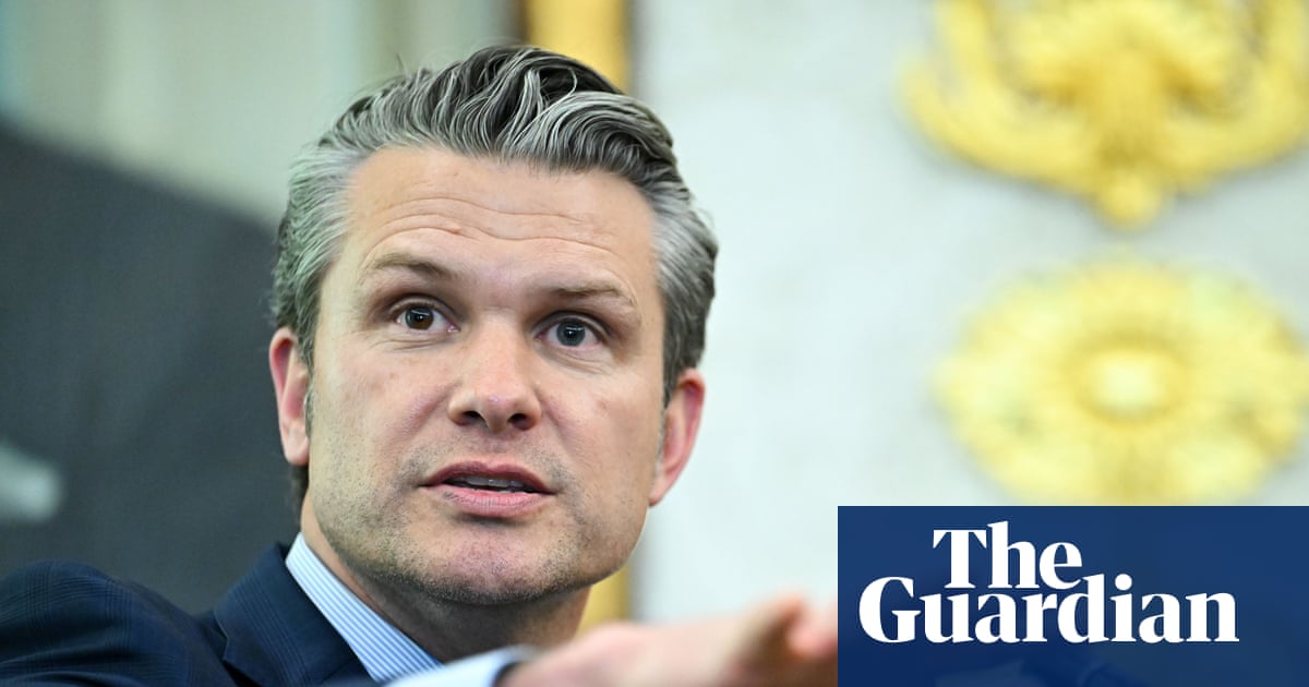 Quatre personnes ont été tuées lors d'une attaque contre un navire de trafic de drogue présumé dans les Caraïbes, selon l'armée américaine.