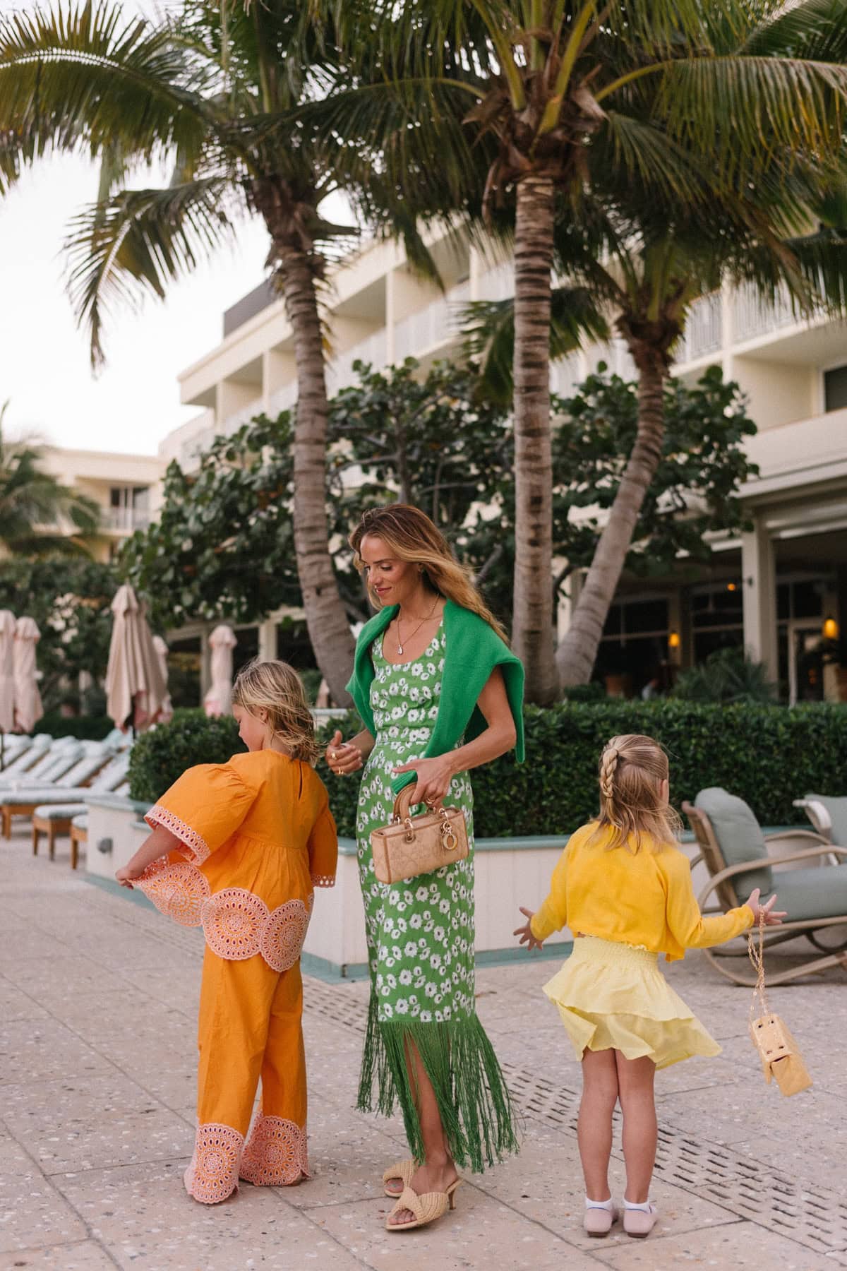 Robe midi en maille à franges vertes et blanches, pull vert