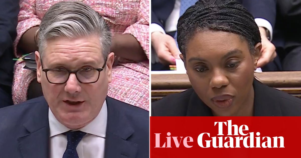 Starmer n’est pas disposé à se joindre à une guerre « sans base légale et sans plan viable », a-t-il déclaré aux logements familiaux – UK Politics Live | politique