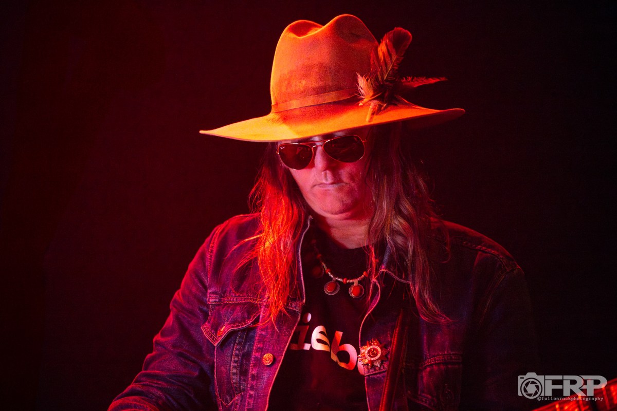 Revue en direct + galeries de photos : Le massacre de Brian Jonestown donne un élan à l'Odeon, Hobart 26/03/2026