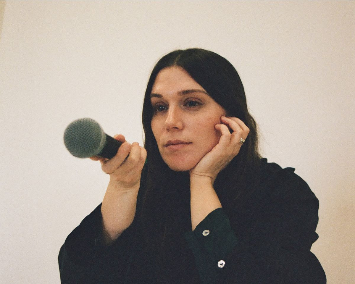 “Gia Margaret revient avec 'Good Friend' avant de chanter son nouvel album – Backseat Mafia”