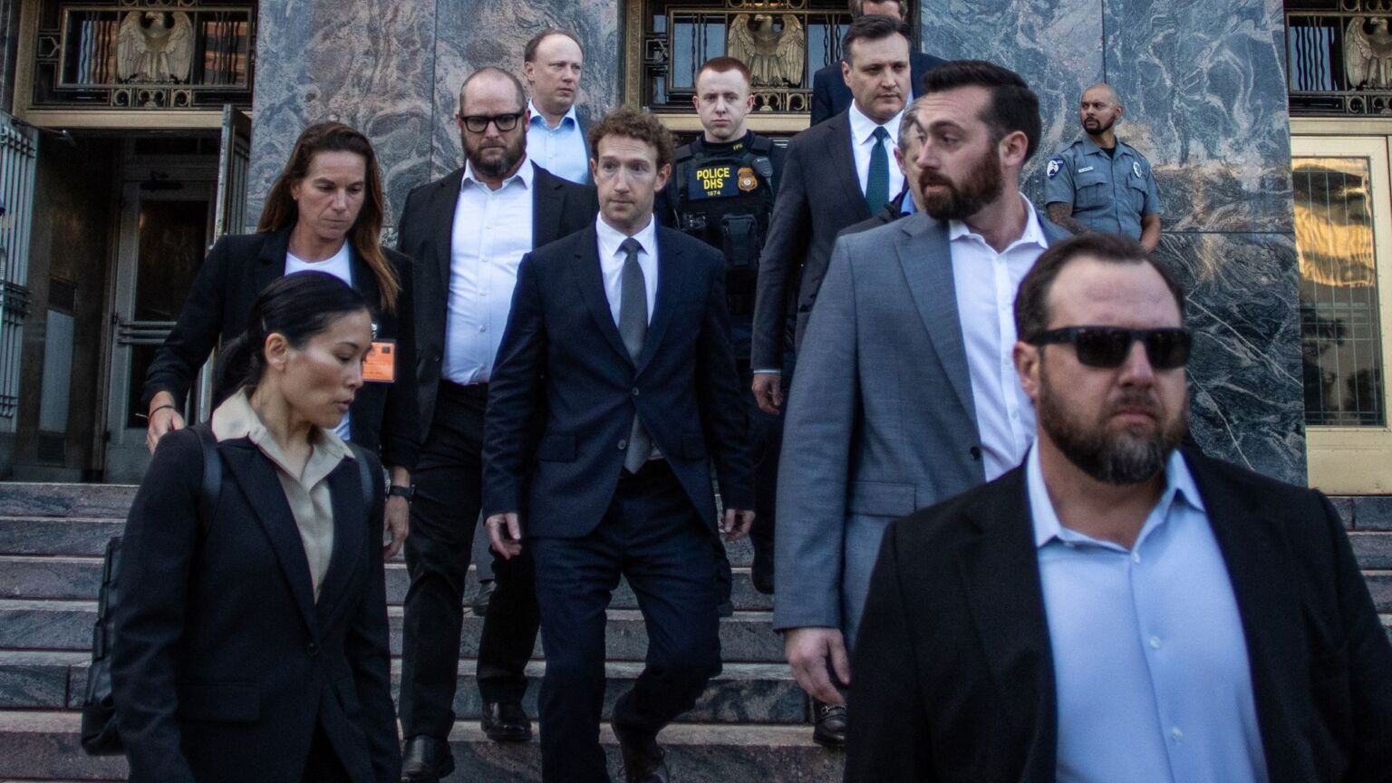 Personne n’est « accro » à Instagram ou YouTube