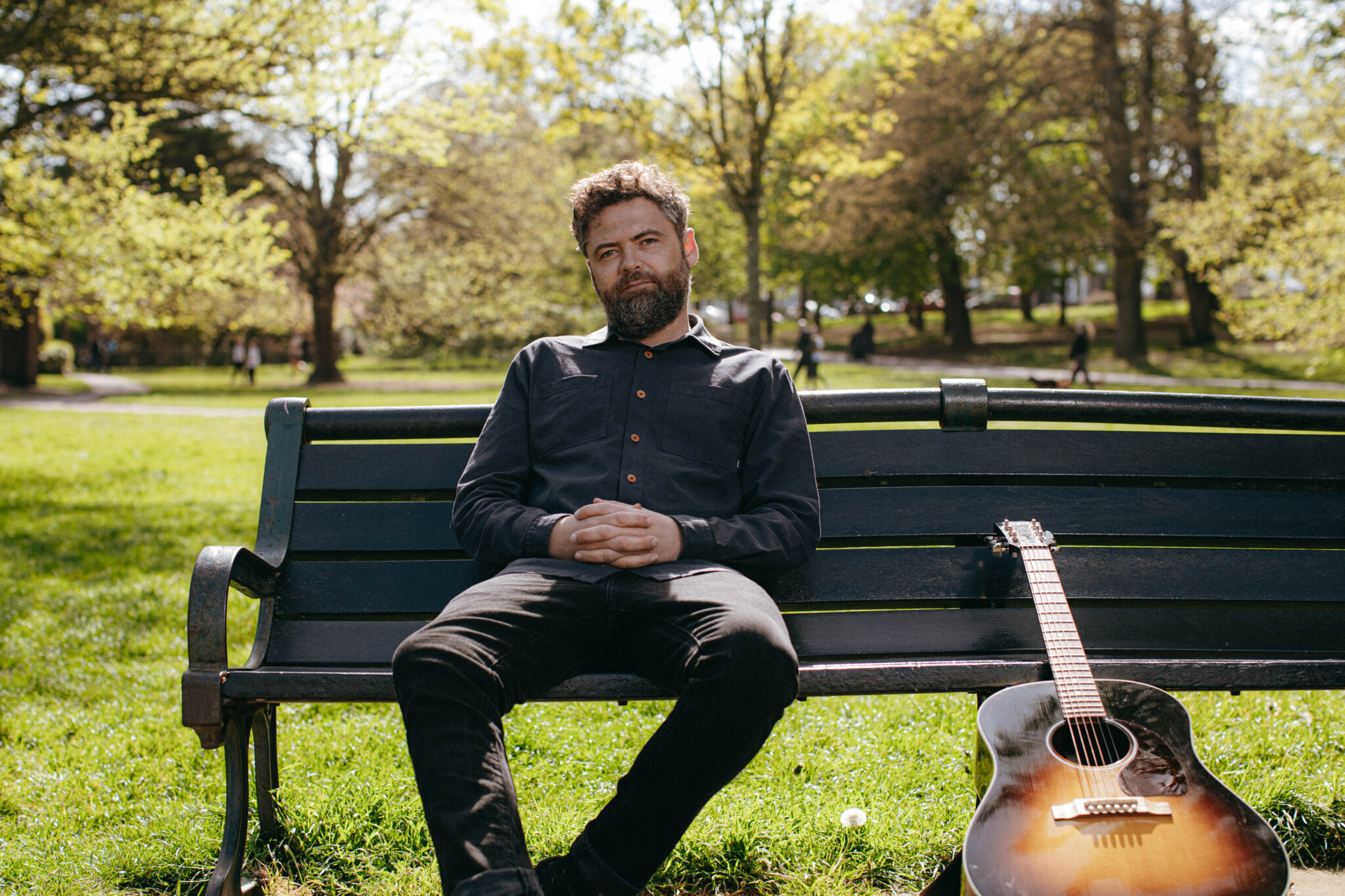 ^ : Passager annonce un spectacle spécial de retrouvailles en plein air à Hove Park, Brighton le dimanche 6 septembre 2026.