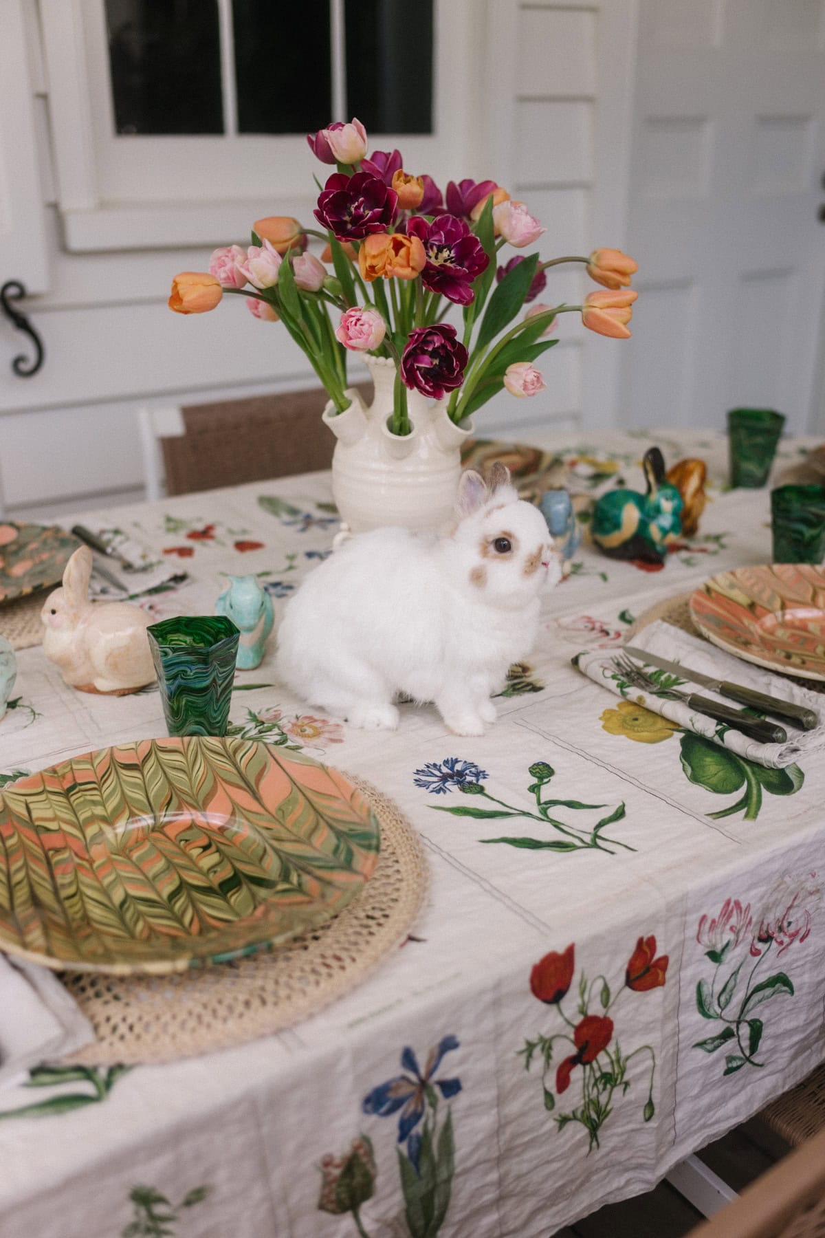 robe de printemps florale verte foulard au crochet paysage de table de printemps