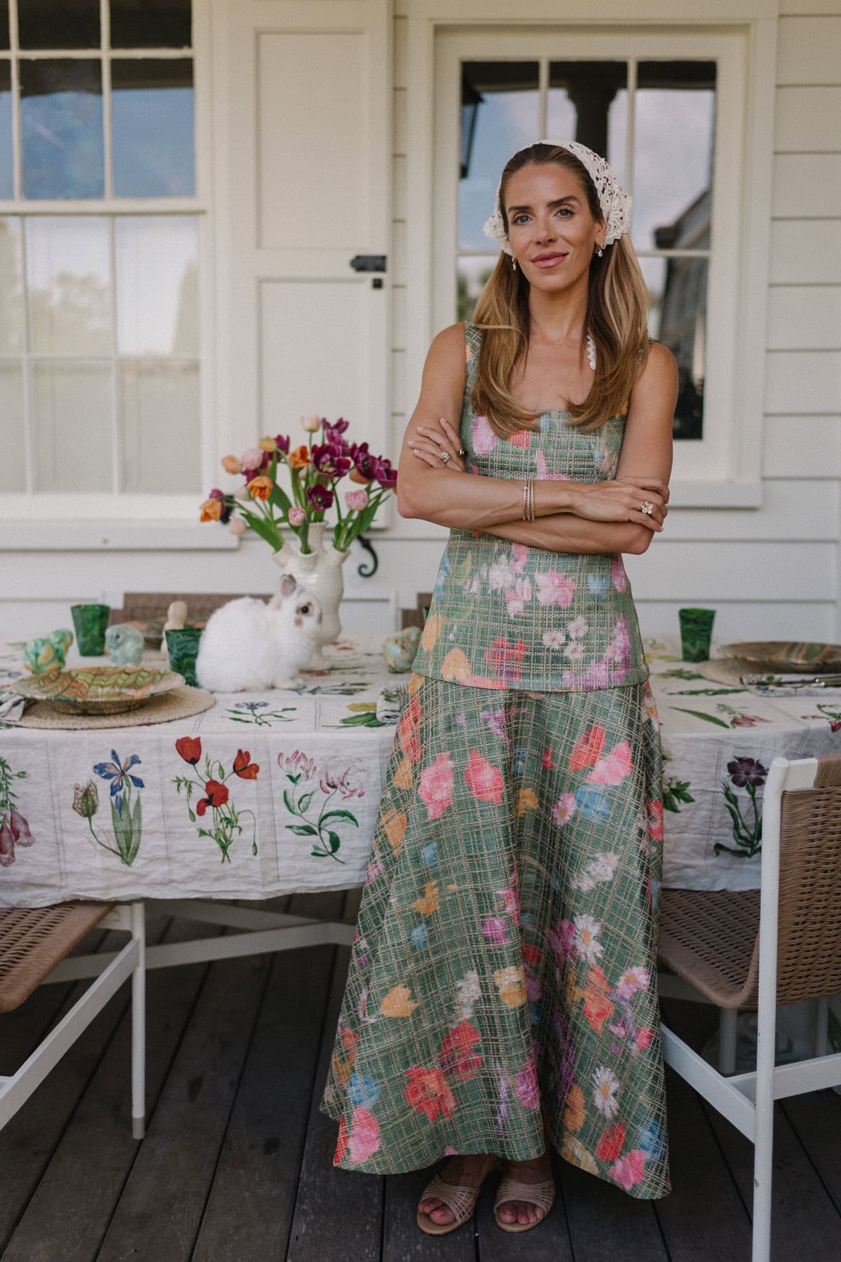 robe de printemps florale verte foulard au crochet paysage de table de printemps
