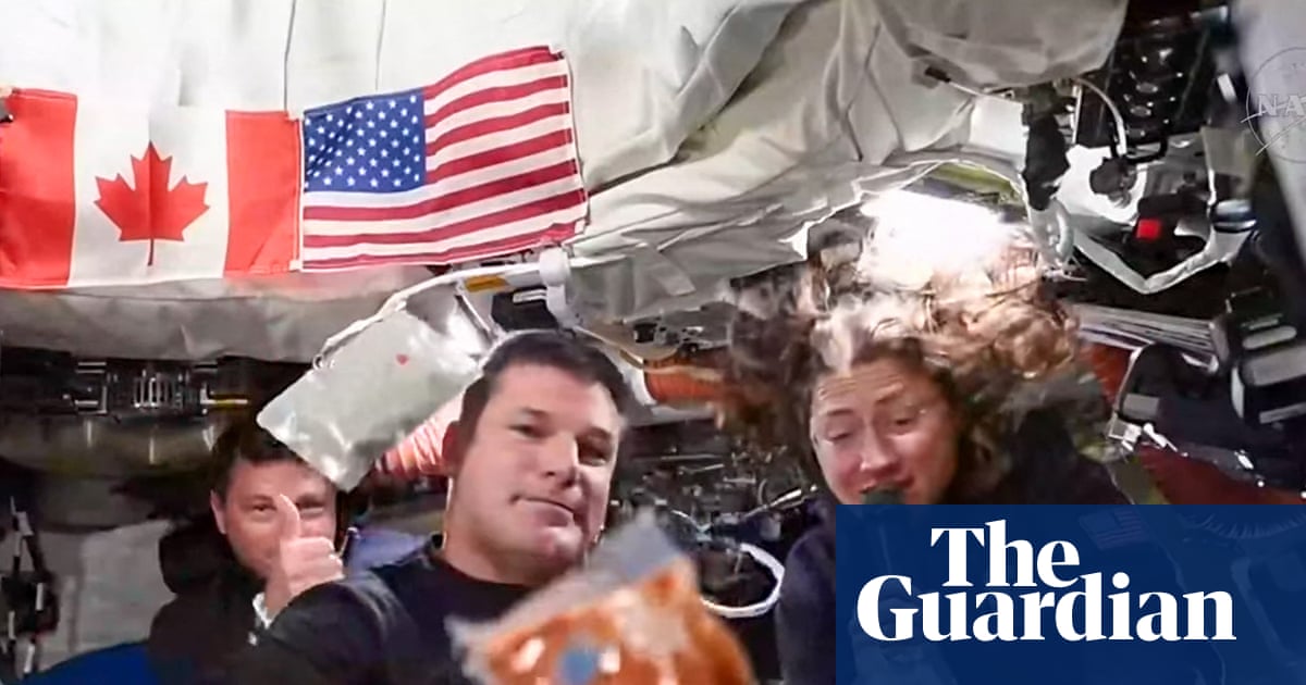 Les astronautes d'Artemis II devraient atteindre la face cachée de la Lune lundi | Artémis II