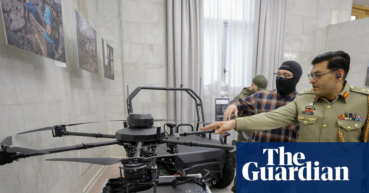 Briefing de guerre en Ukraine : Assez de nos armes artisanales pour tout le monde, déclare Zelensky | Ukraine